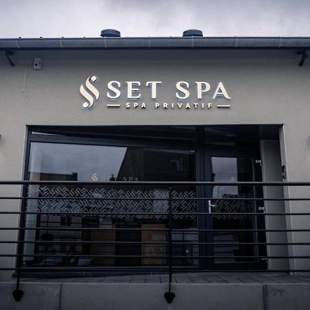 Set Spa Mouscron Eksteriør billede